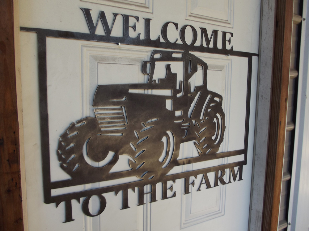 Picture of Tractor Welcome Sign